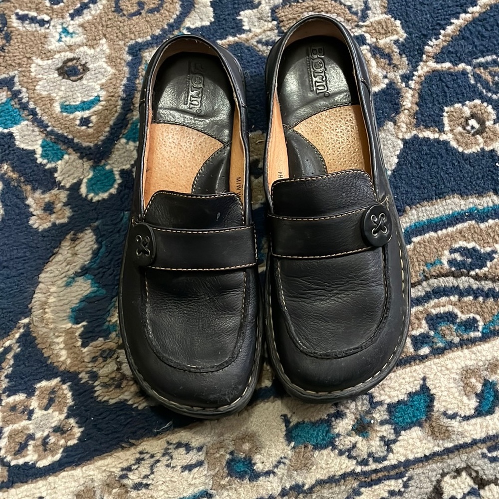Women’s black Born shoes size 8